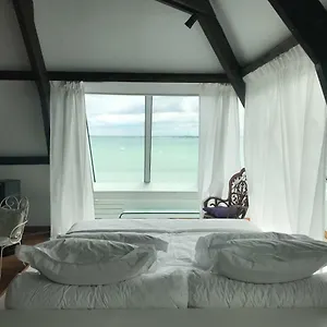 https://chez-jeanne.inbrittany.com